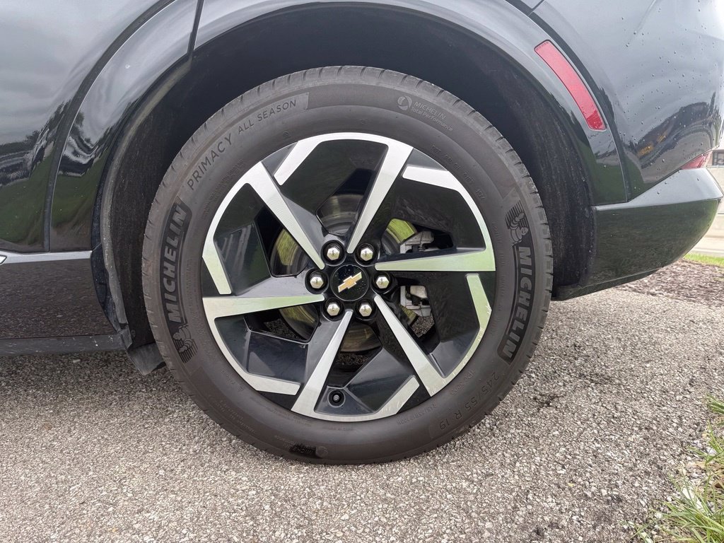 Used 2024 Chevrolet Equinox EV LT w/ LPO, All-Weather Mat Package FWD image 16