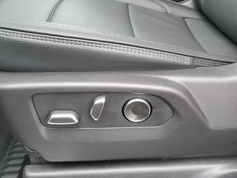 New 2026 GMC Sierra 3500 Denali w/ Denali Reserve Package image 27