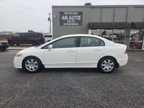 Used 2010 Honda Civic LX image 1