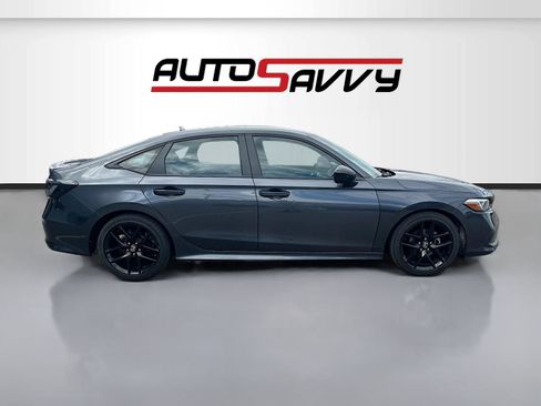 Used 2025 Honda Civic Sport image 8