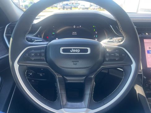 Used 2022 Jeep Grand Cherokee Limited 4xe w/ Luxury Tech Group II image 44