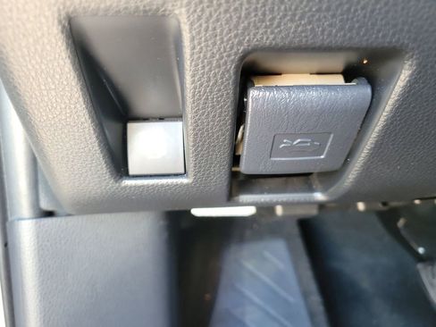 Used 2023 Toyota RAV4 XLE image 30