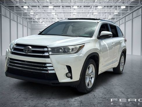Used 2018 Toyota Highlander Limited Platinum AWD/4WD image 1