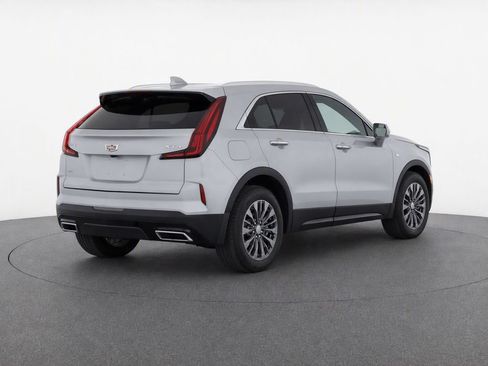 Used 2024 Cadillac XT4 Premium Luxury w/ Cold Weather Package AWD/4WD image 6