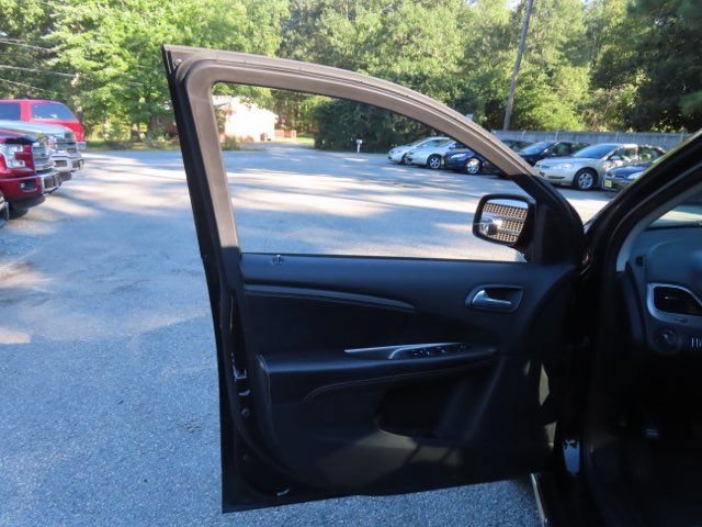 Used 2015 Dodge Journey Crossroad w/ Flexible Seating Group FWD image 17
