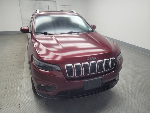 Used 2019 Jeep Cherokee Latitude Plus w/ Cold Weather Group AWD/4WD image 14