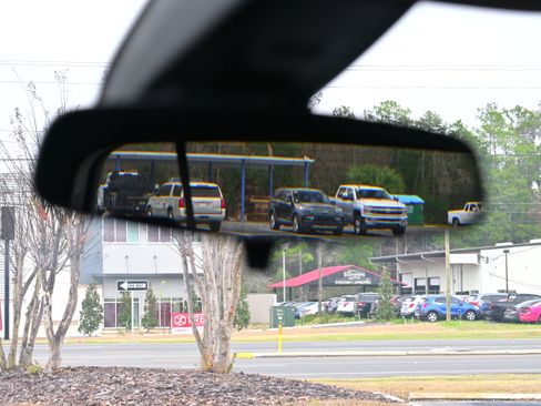 Used 2023 Chevrolet Traverse LT image 26