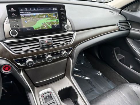 Used 2022 Honda Accord Touring image 22