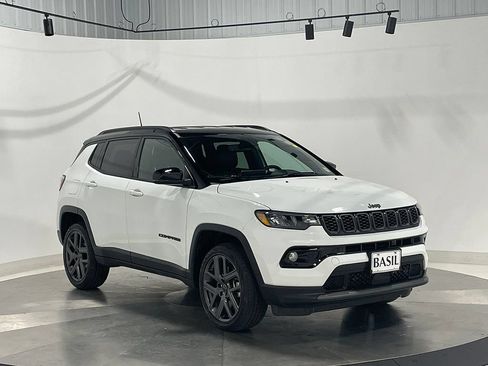 Used 2026 Jeep Compass Limited AWD/4WD image 39