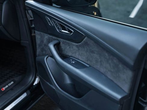 Used 2022 Audi RS Q8 image 10