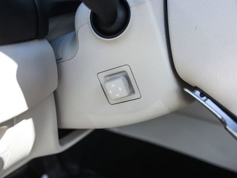 Used 2020 Genesis G90 3.3T Premium image 61