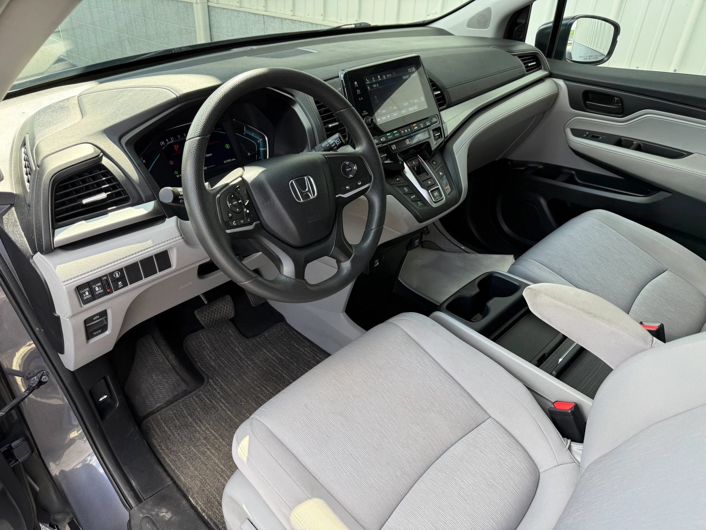 Used 2023 Honda Odyssey EX image 28