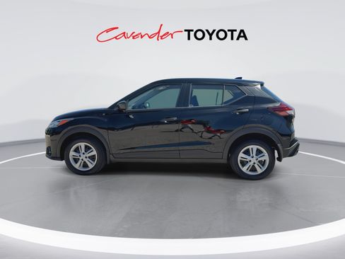 Used 2025 Nissan Kicks Play S FWD image 5