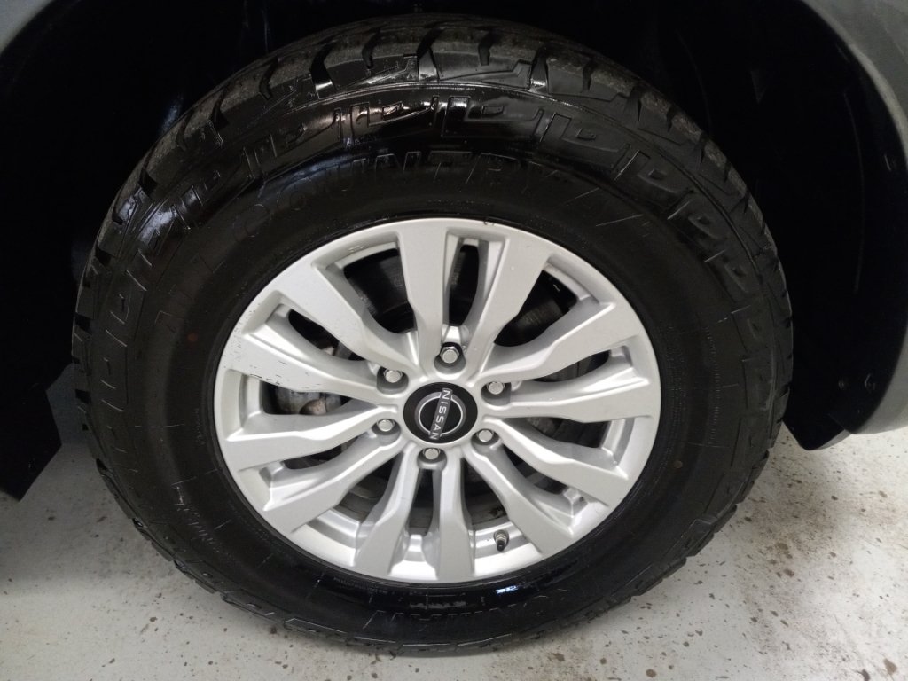 Used 2024 Nissan Armada SV AWD/4WD image 4