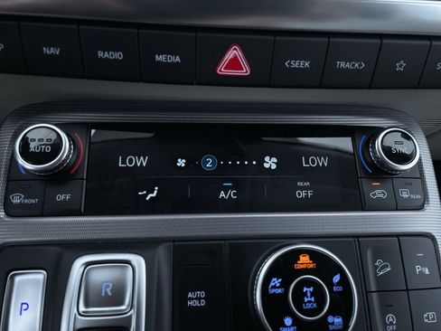 Used 2024 Hyundai Palisade Calligraphy AWD/4WD image 17