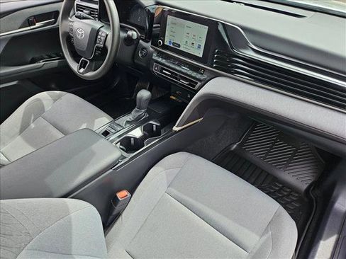 Used 2025 Toyota Camry LE w/ Convenience Package AWD/4WD image 27