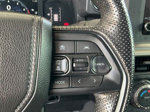 Used 2025 Toyota Tacoma SR5 RWD image 13