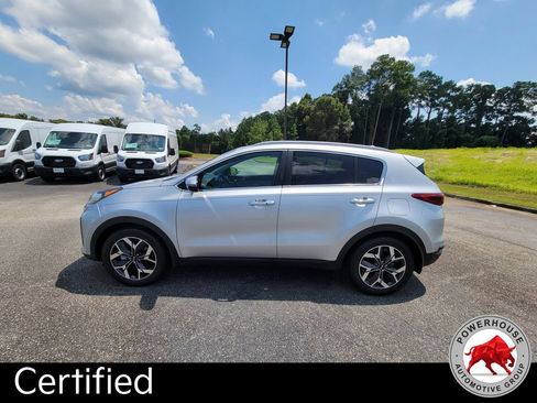 Used 2020 Kia Sportage EX FWD image 2