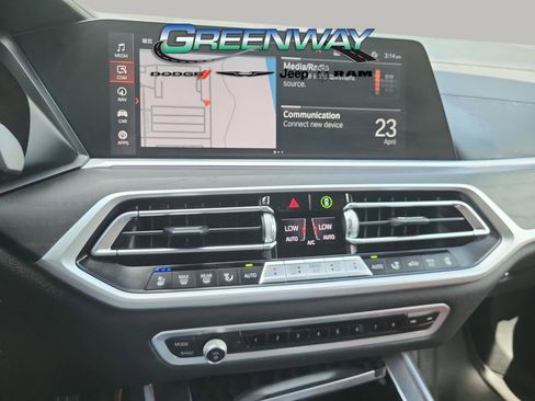 Used 2021 BMW X7 xDrive40i w/ M Sport Package AWD/4WD image 23
