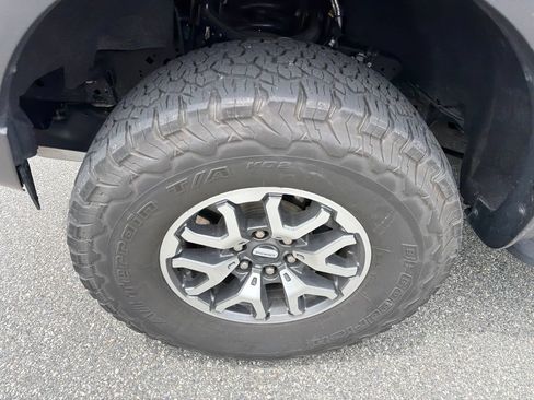 Used 2022 Ford F150 Raptor w/ Equipment Group 801A High AWD/4WD image 13