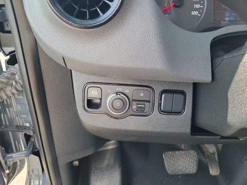 Used 2021 Mercedes-Benz Sprinter 2500 image 27