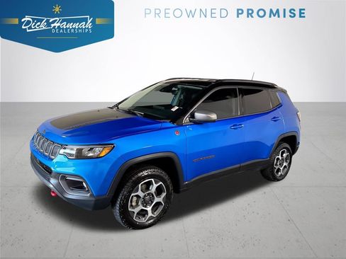 Used 2022 Jeep Compass Trailhawk w/ Trailhawk Convenience Group AWD/4WD image 1