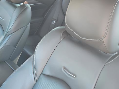 Used 2019 Cadillac CTS Luxury image 9