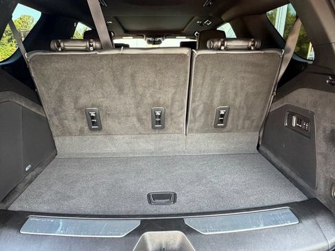 Used 2023 Cadillac Escalade Sport Platinum w/ LPO, ONYX Package AWD/4WD image 34