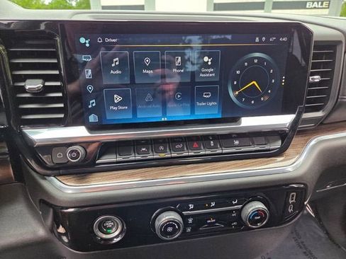 Used 2024 Chevrolet Silverado 1500 LT RWD image 24