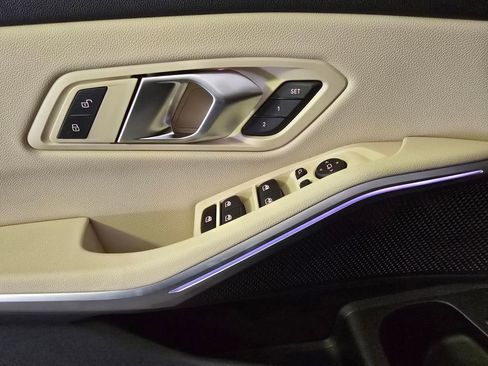 New 2026 BMW 330i xDrive Sedan w/ Premium Package image 9