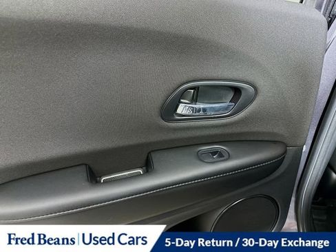 Used 2020 Honda HR-V Sport image 21