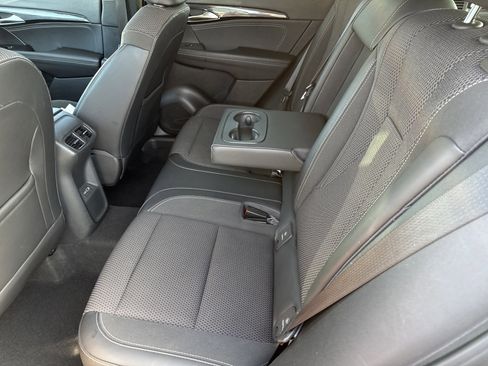 Used 2023 Buick Envision Preferred image 6