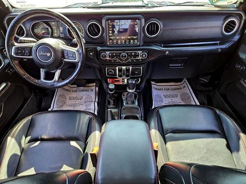 Used 2020 Jeep Gladiator Rubicon image 10