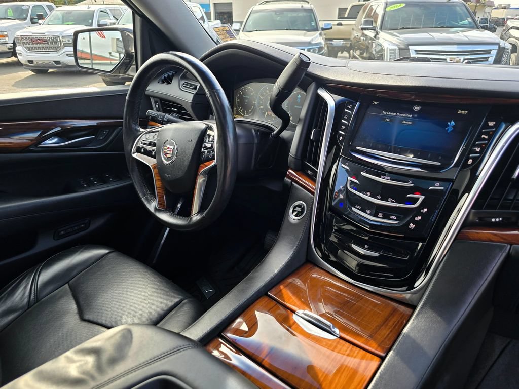 Used 2015 Cadillac Escalade ESV Premium AWD/4WD image 12
