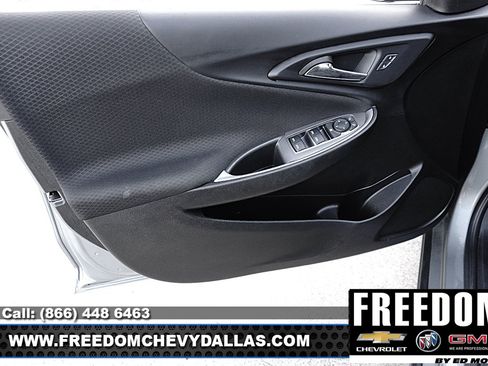 Certified 2025 Chevrolet Malibu LT FWD image 32
