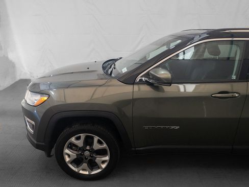 Used 2019 Jeep Compass Limited w/ Safety & Security Group image 3