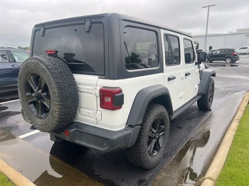 Used 2019 Jeep Wrangler Unlimited Sport AWD/4WD image 3