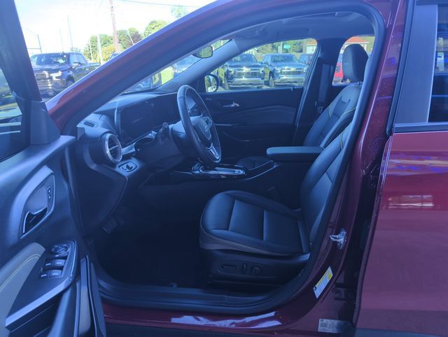 Used 2024 Chevrolet Trax ACTIV w/ Sunroof Package FWD image 12