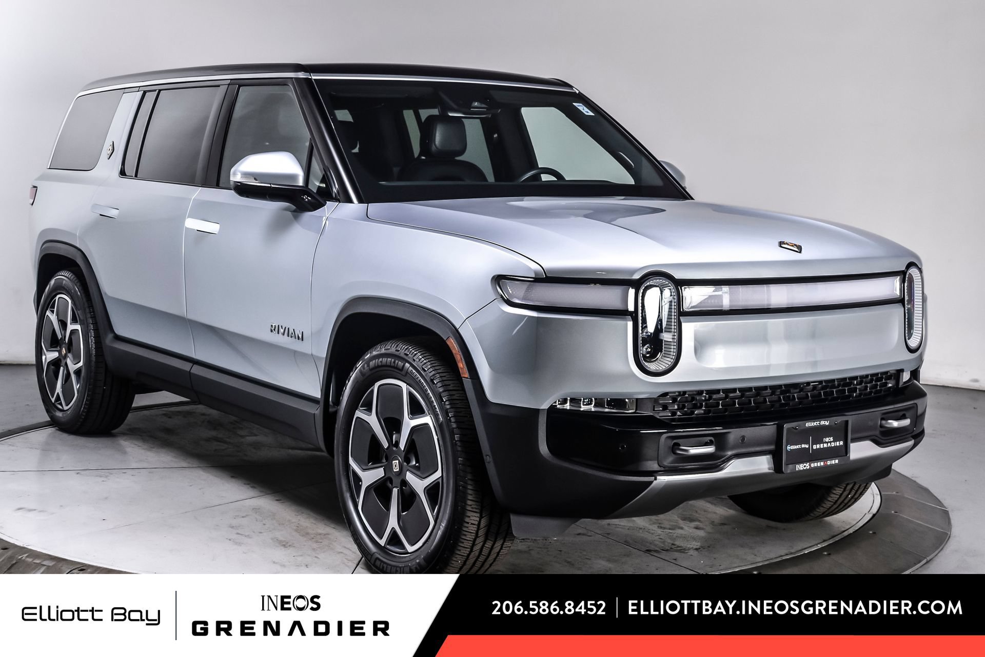 Used 2024 Rivian R1S Adventure Dual AWD/4WD image 1