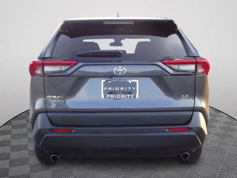 Used 2023 Toyota RAV4 LE FWD image 3