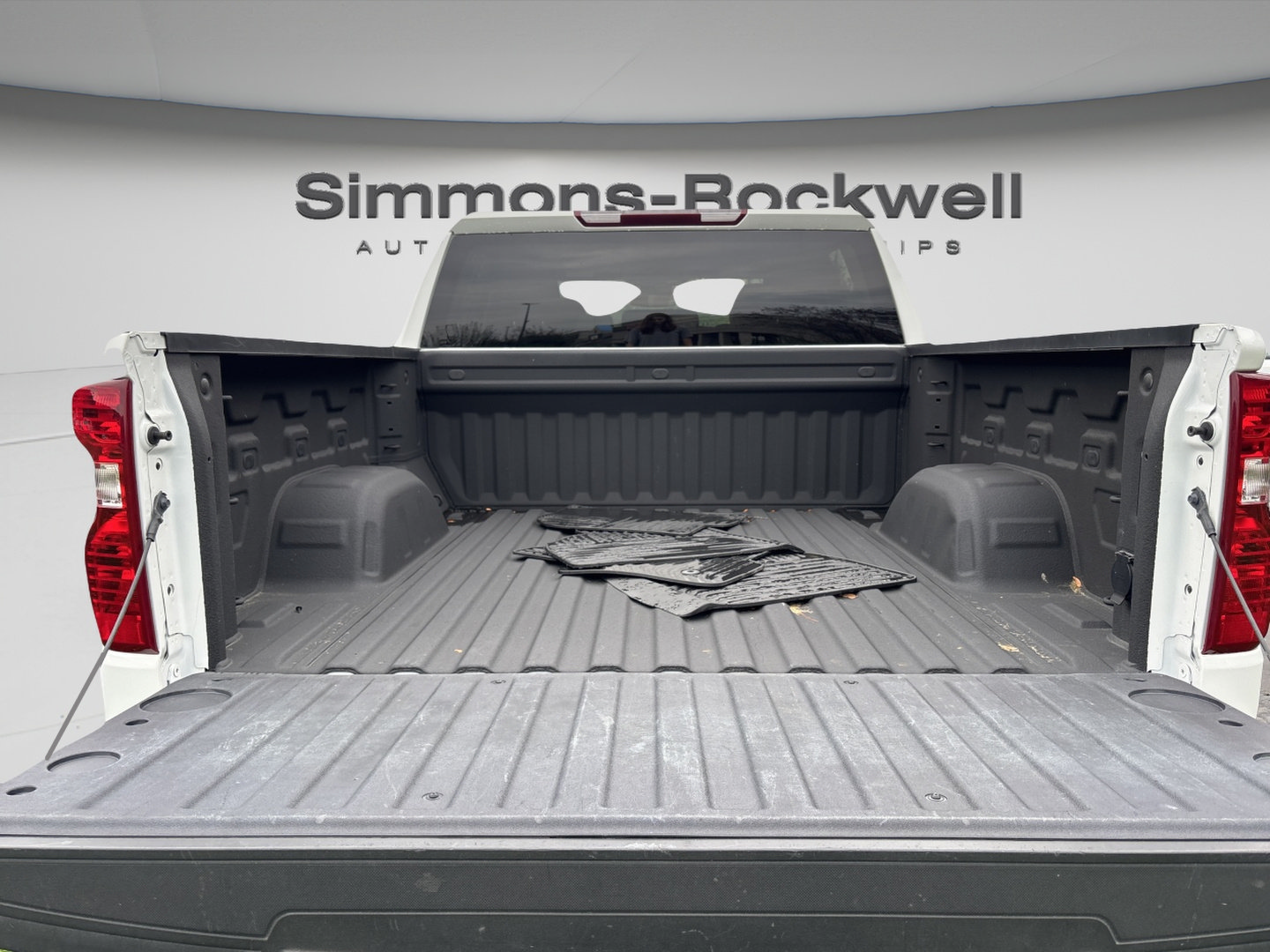 Used 2024 Chevrolet Silverado 1500 Custom w/ LPO, Dark Essentials Package AWD/4WD image 8