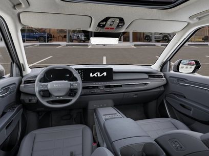 New 2026 Kia EV9 Land