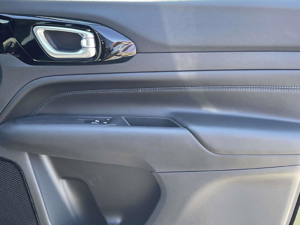 New 2027 Jeep Compass Limited AWD/4WD image 16
