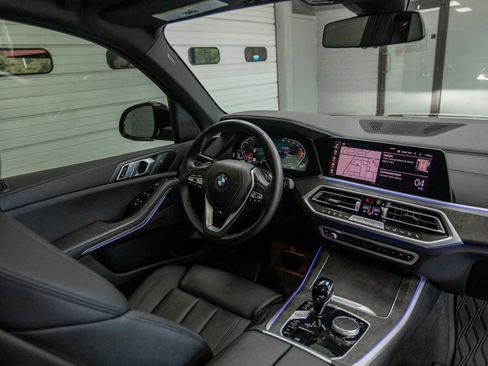 Used 2022 BMW X5 xDrive40i w/ Climate Comfort Package AWD/4WD image 16