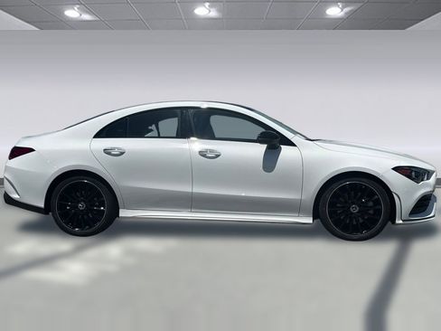 Used 2022 Mercedes-Benz CLA 250 image 7