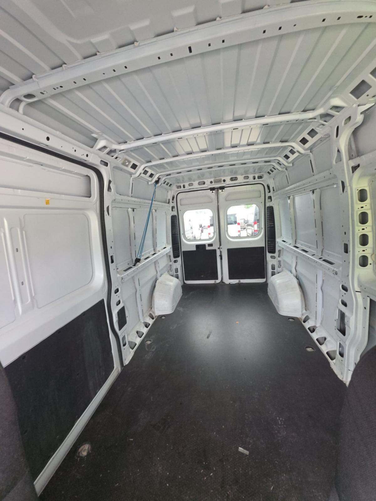 Used 2023 RAM ProMaster 2500 FWD image 10