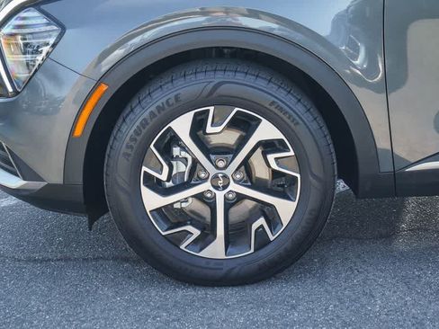 Certified 2025 Kia Sportage EX FWD image 10