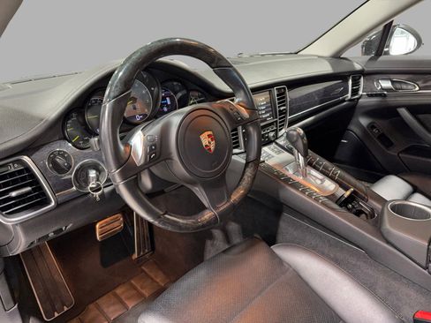 Used 2014 Porsche Panamera S image 14