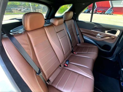 Certified 2025 Mercedes-Benz GLE 450 4MATIC image 20