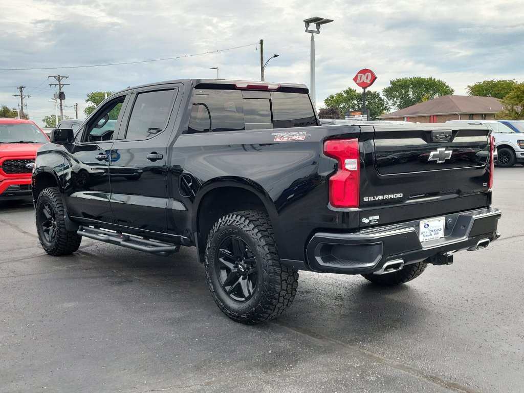 Used 2022 Chevrolet Silverado 1500 LT Trail Boss w/ Convenience Package II AWD/4WD image 6